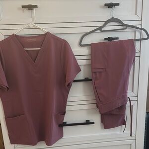 Mandala Women's Mauve Scrub Set